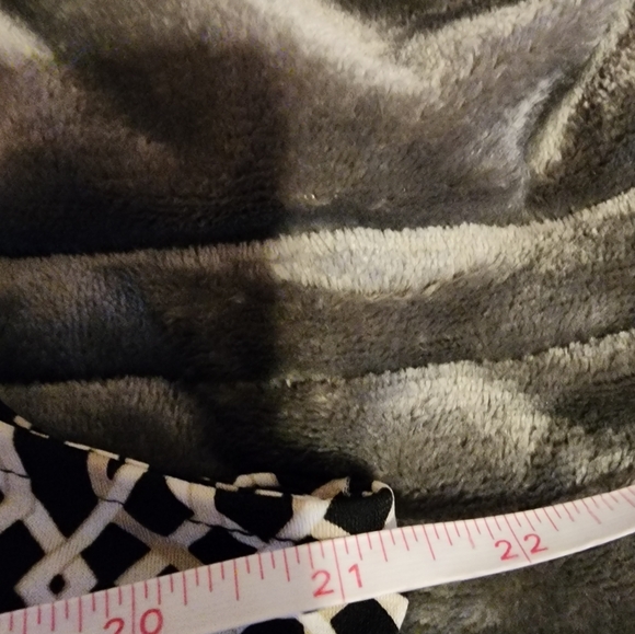 Top - Picture 4 of 5